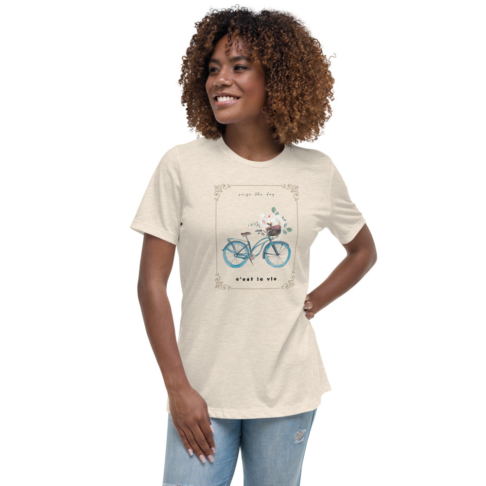 Fall Bicycle Vintage Women's Relaxed Tshirt