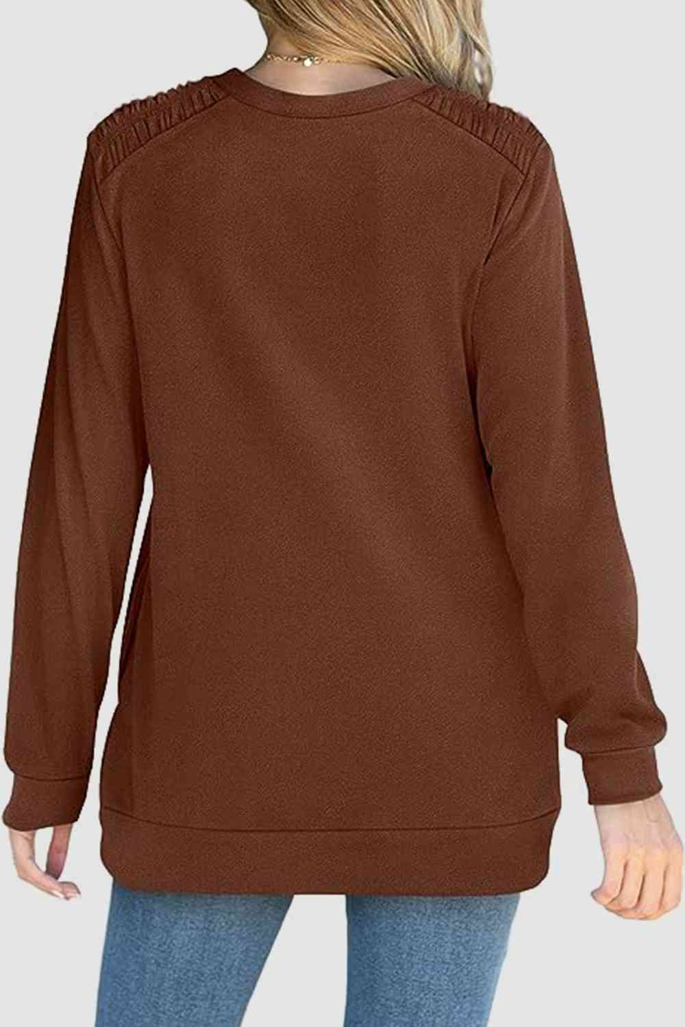 Top A Ruched Basic Round Neck Sweatshirt