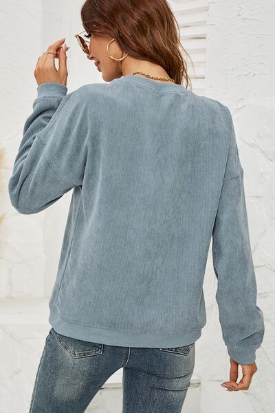 A Dropped Shoulder Basic Sweatshirt